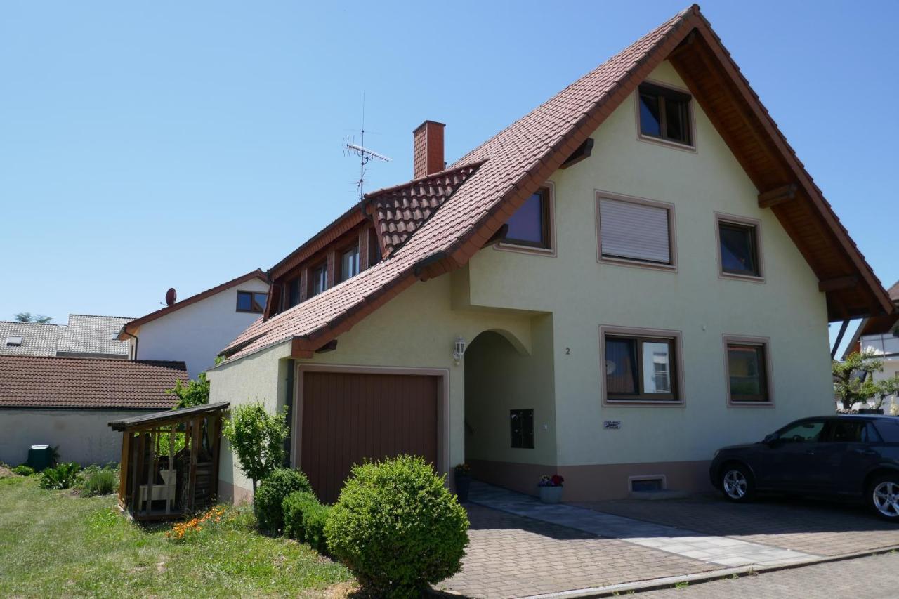 Moderne 2 Zi - Fewo Weinbergliebe Am Tuniberg Zwischen Freiburg Und Frankreich Merdingen ภายนอก รูปภาพ